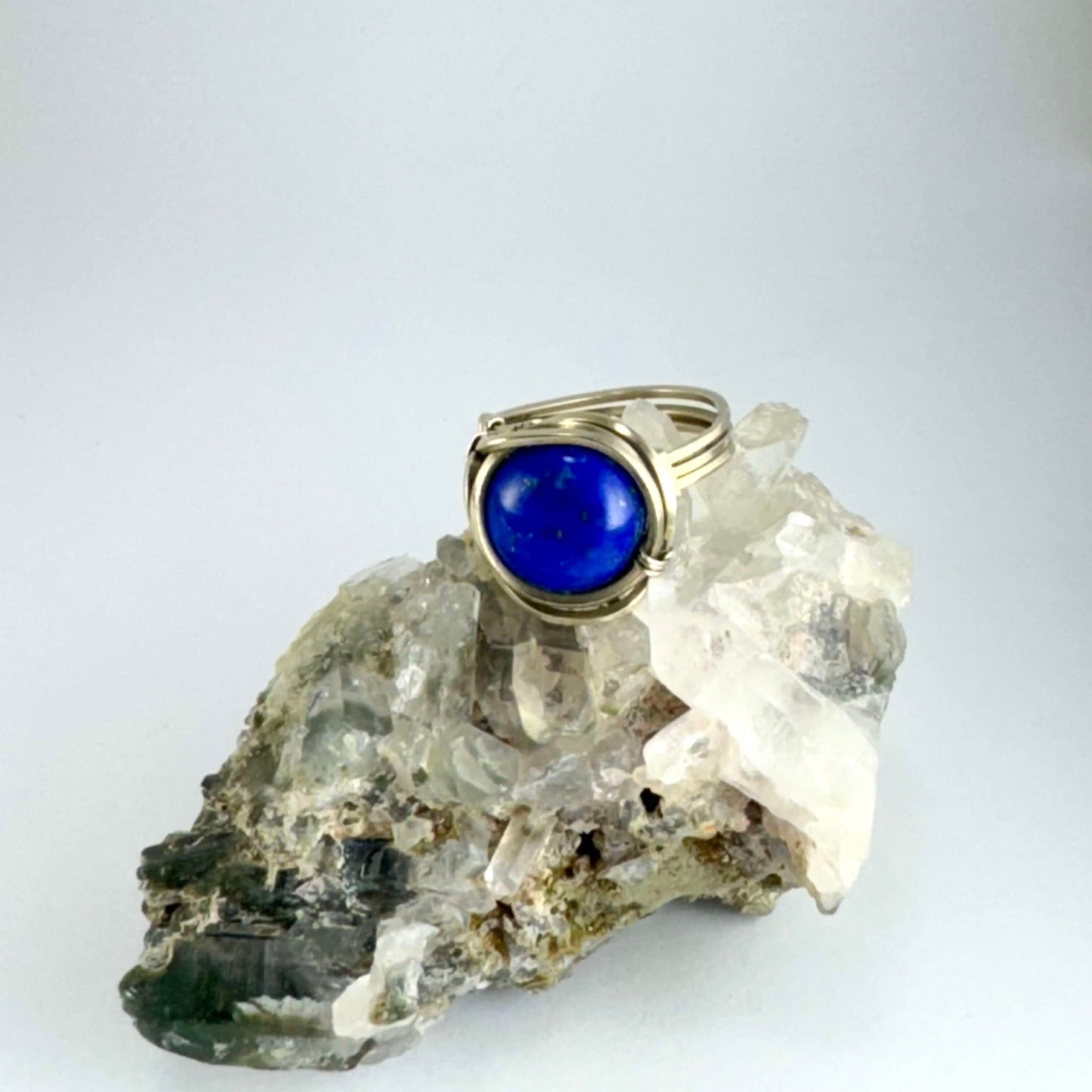 Bague lapis-lazuli en maillechort