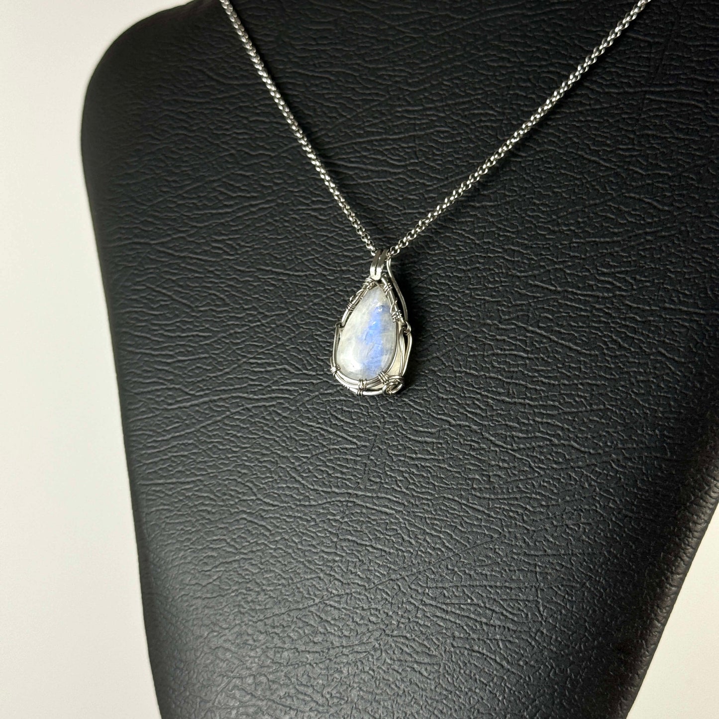 Stainless steel moonstone pendant