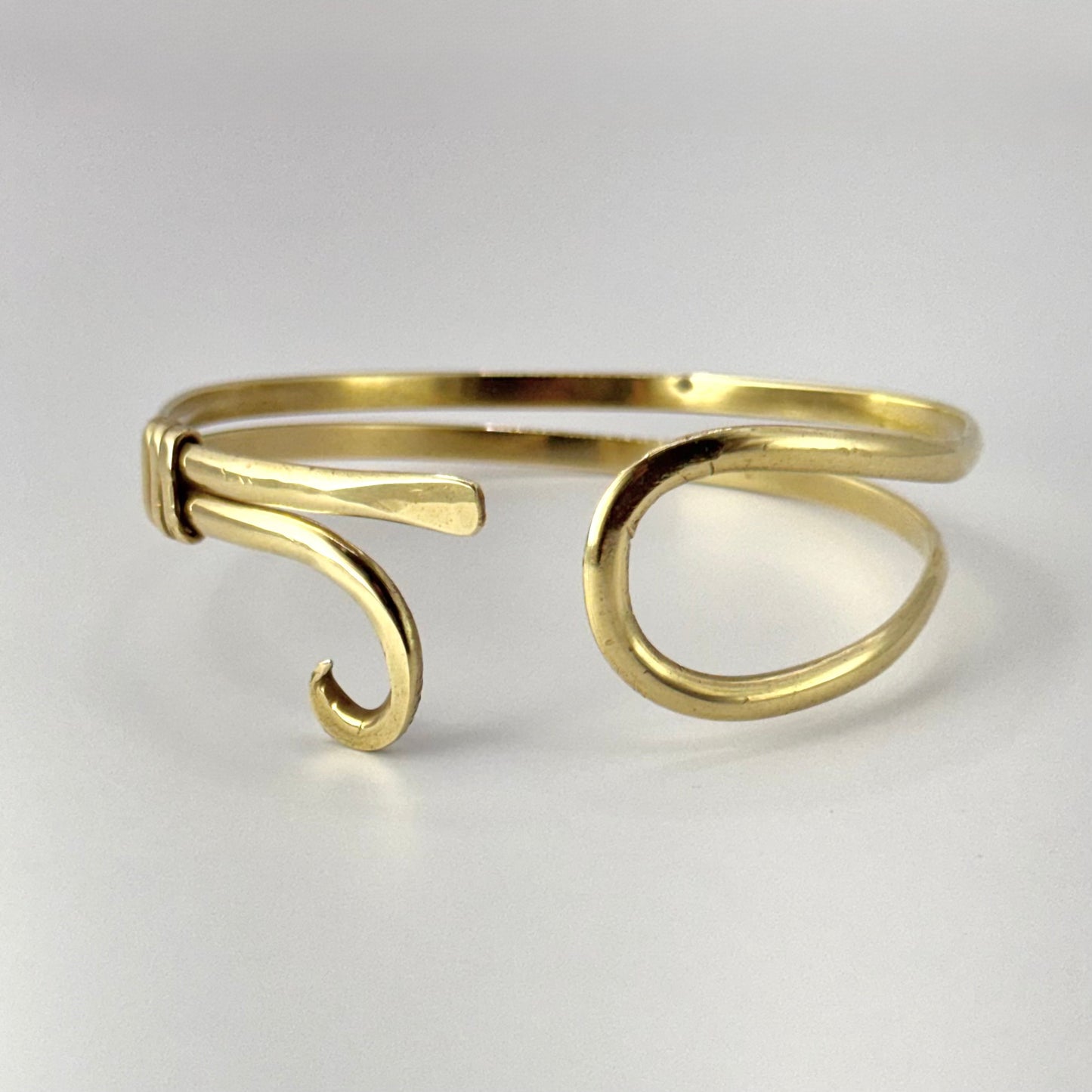 Pulseiras ajustáveis de latão