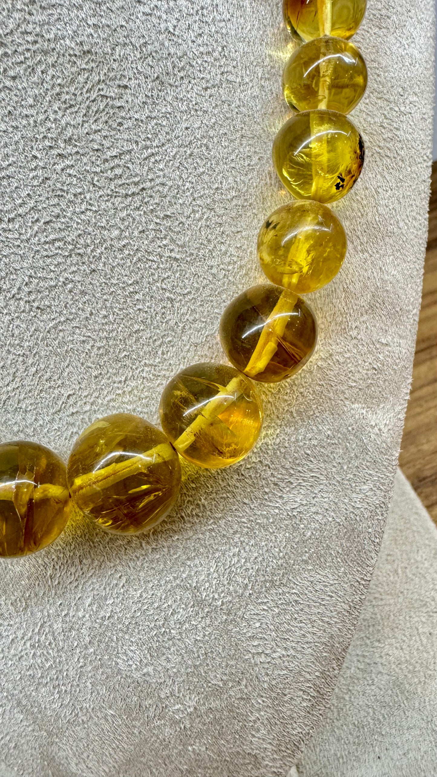 Collar de esferas de Ámbar