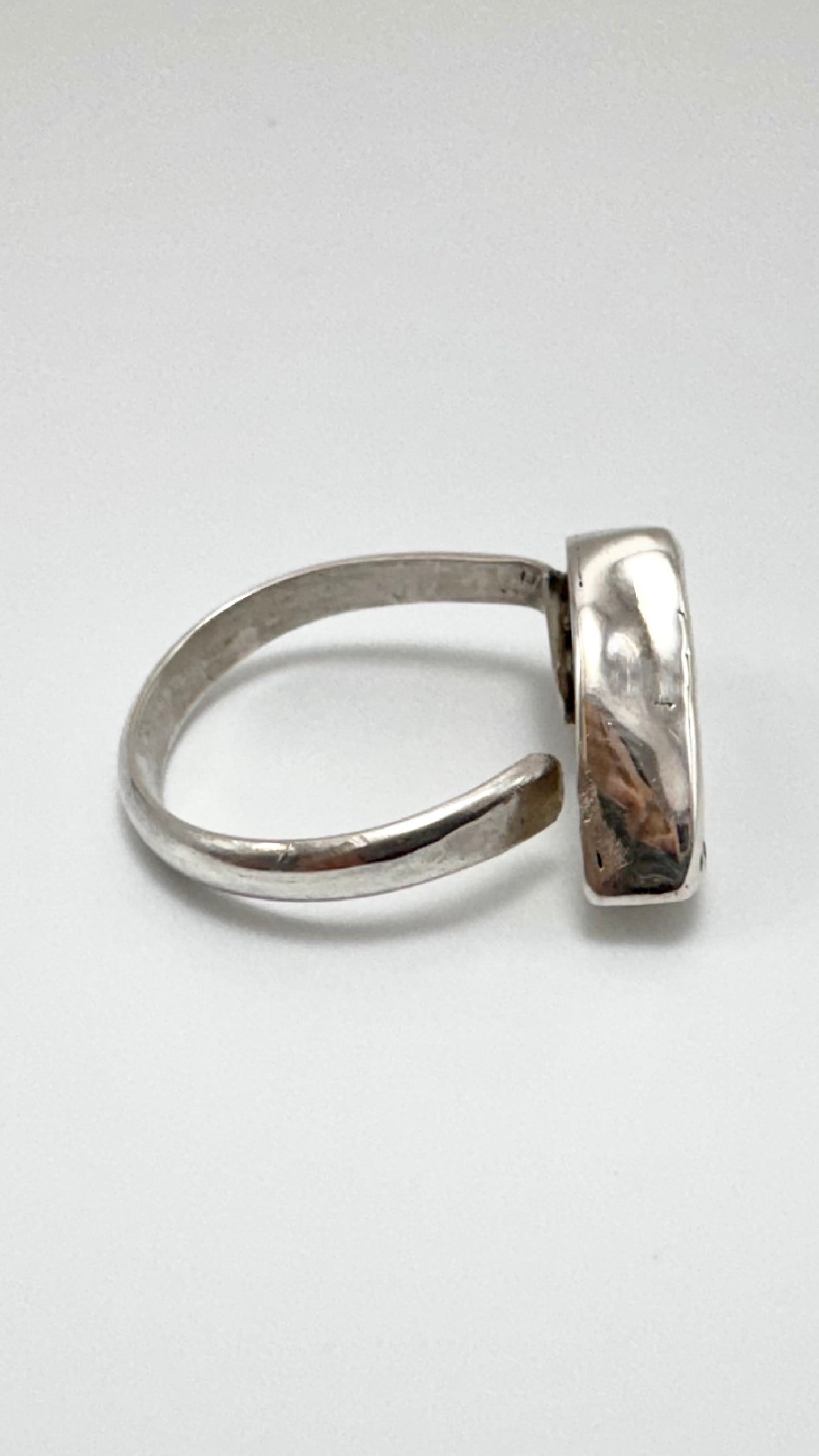 Chrysocolla ring in 950 silver