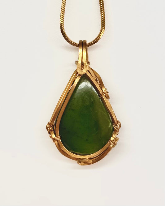 Colgante de Jade Nefrita