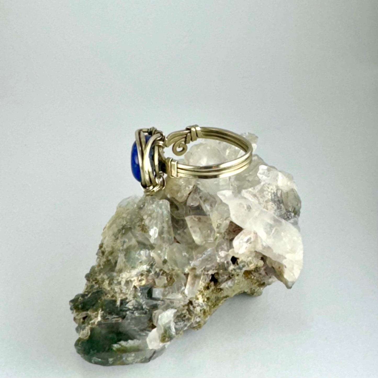 Bague lapis-lazuli en maillechort