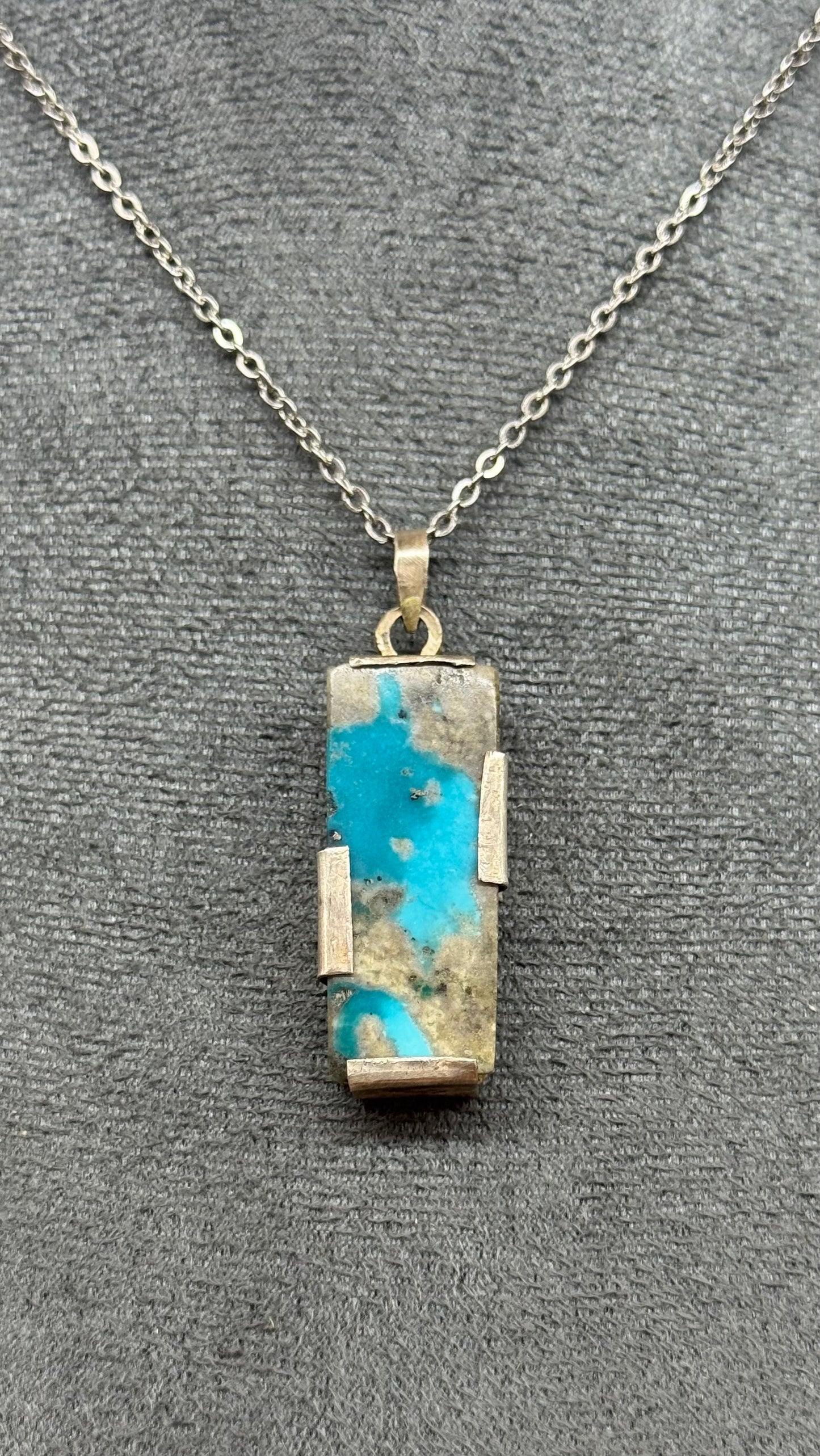 Colgante de Turquesa pakistaní. Plata 950