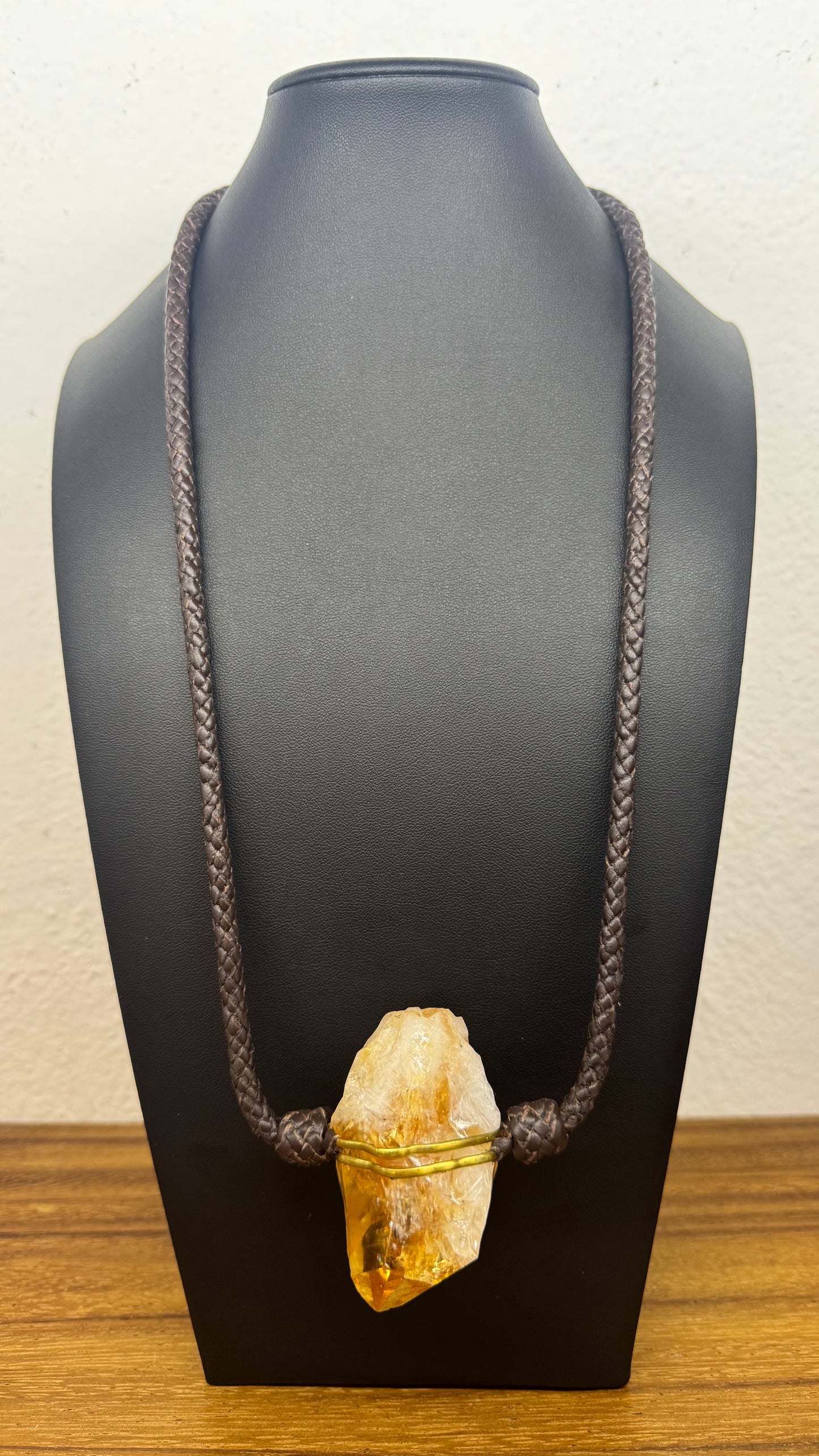 Collar de cuarzo citrino en bruto