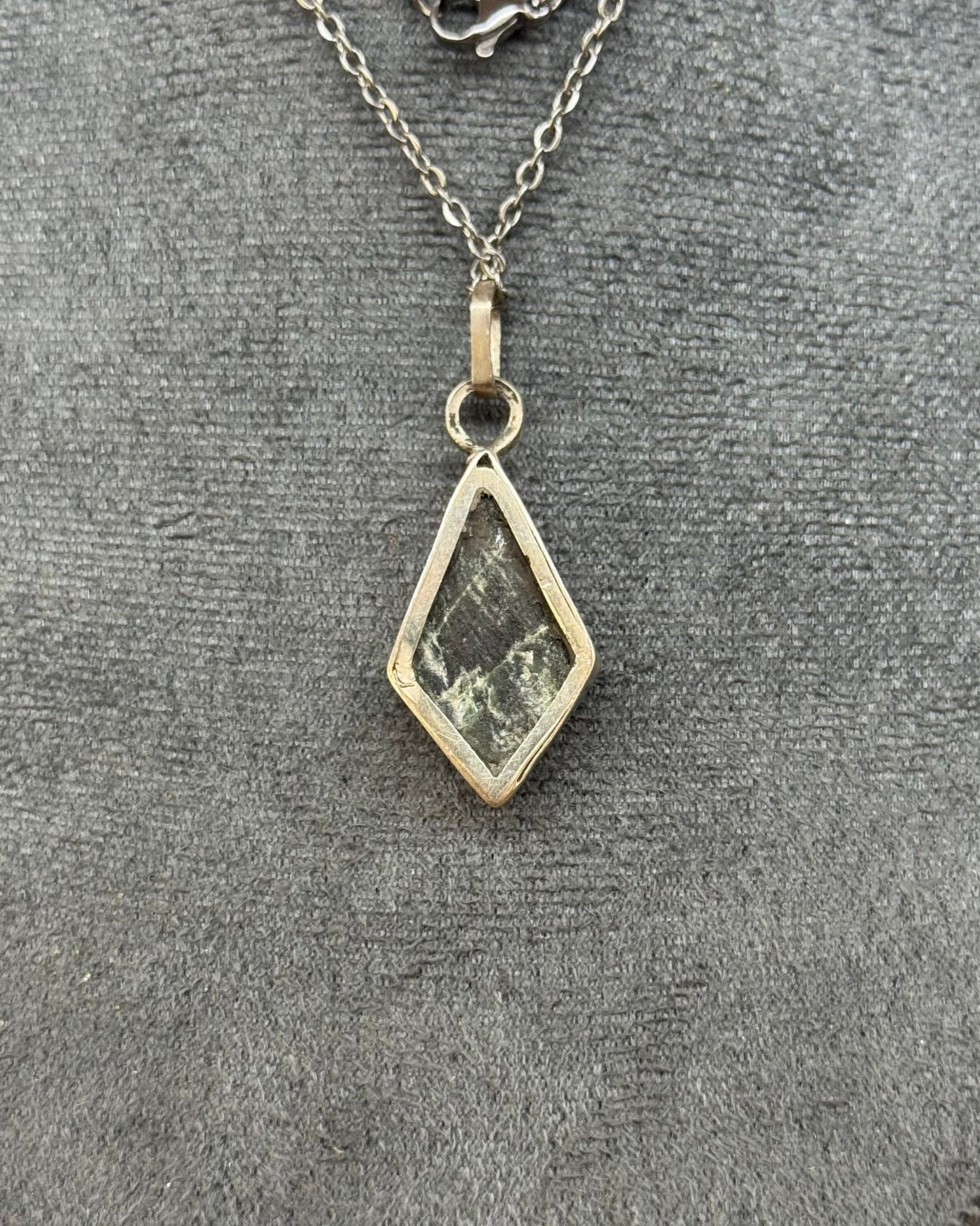 Colgante de Jade Jaguar en plata 950