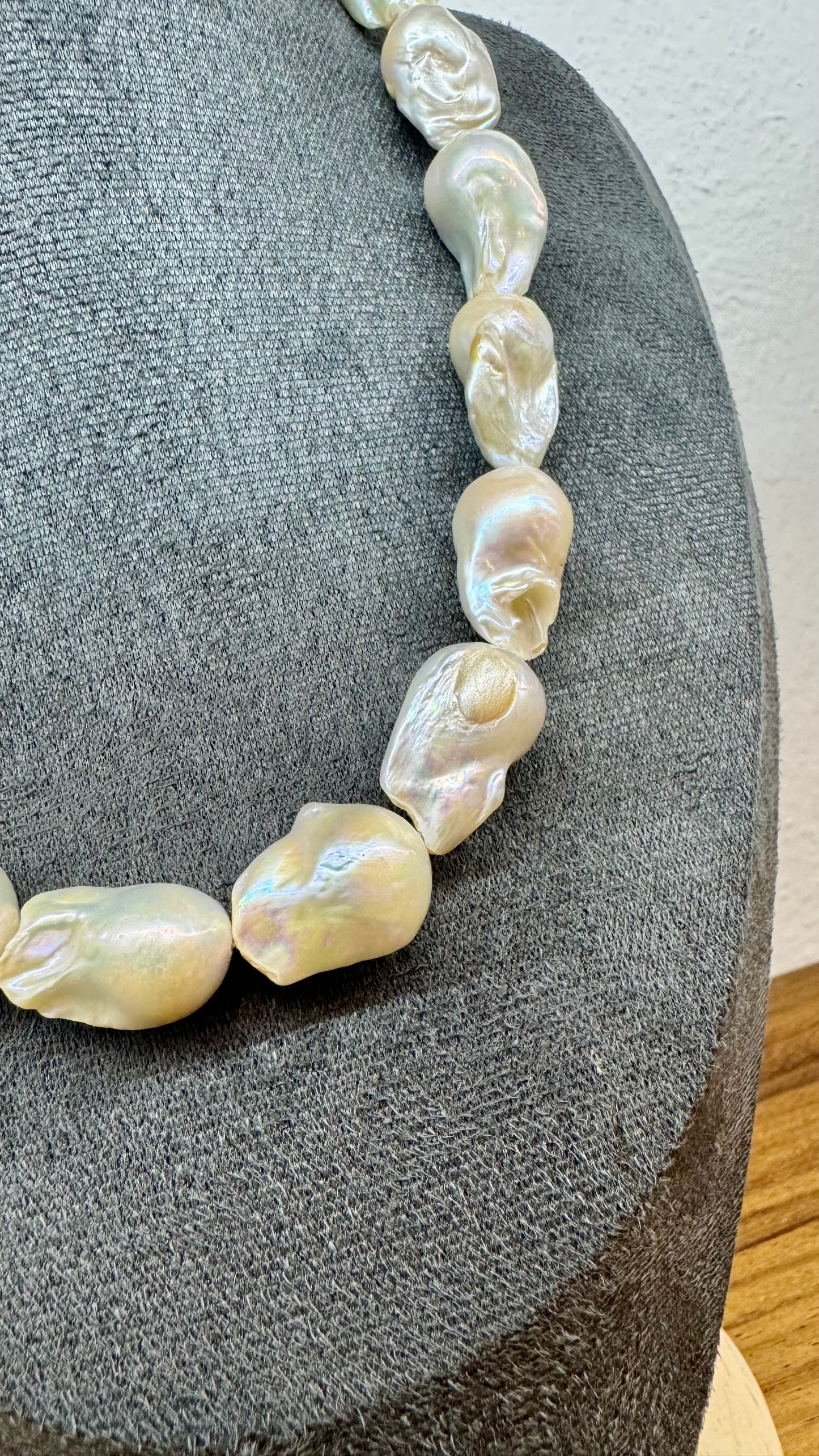 Collar de Perlas Barrocas