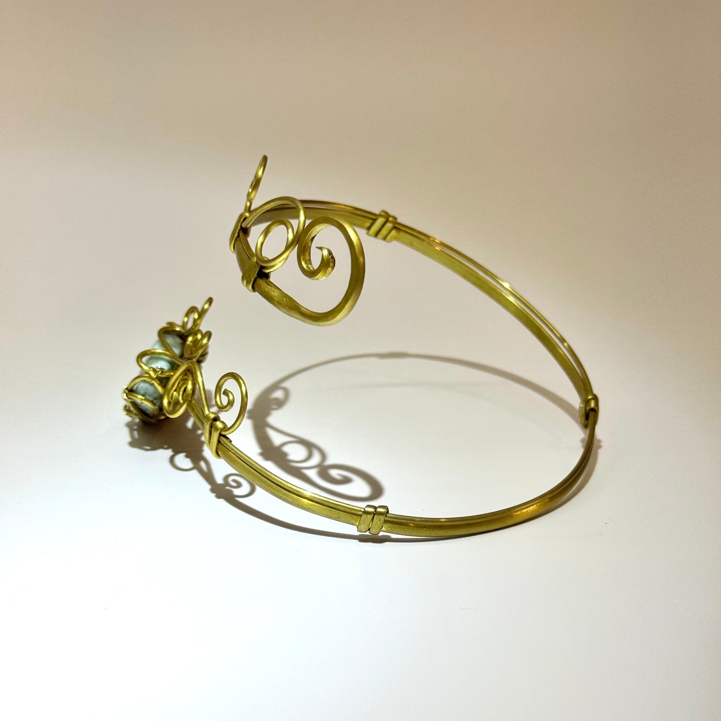 Brazalete de Larimar para brazo