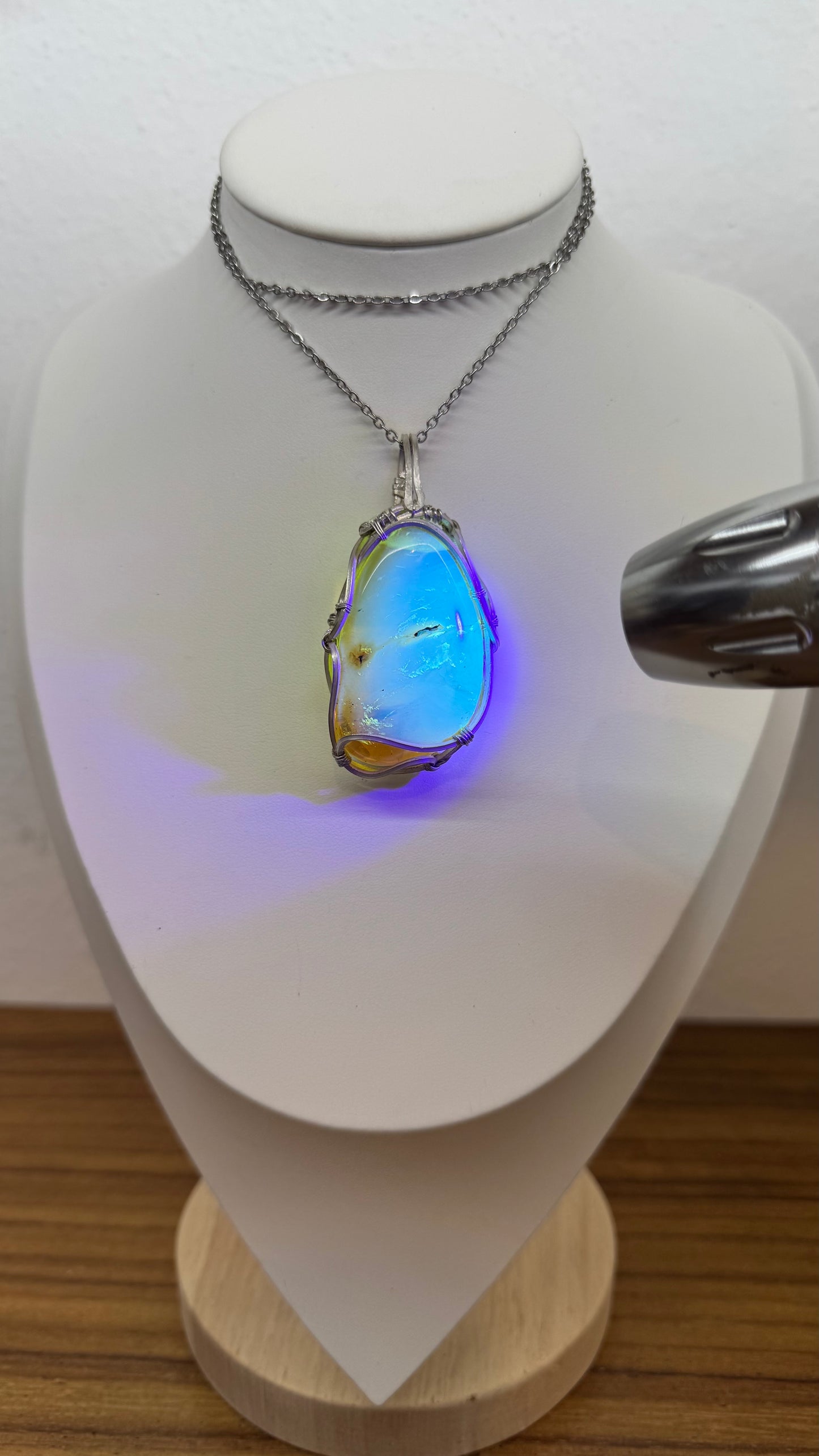 Colgante de ámbar en plata 950