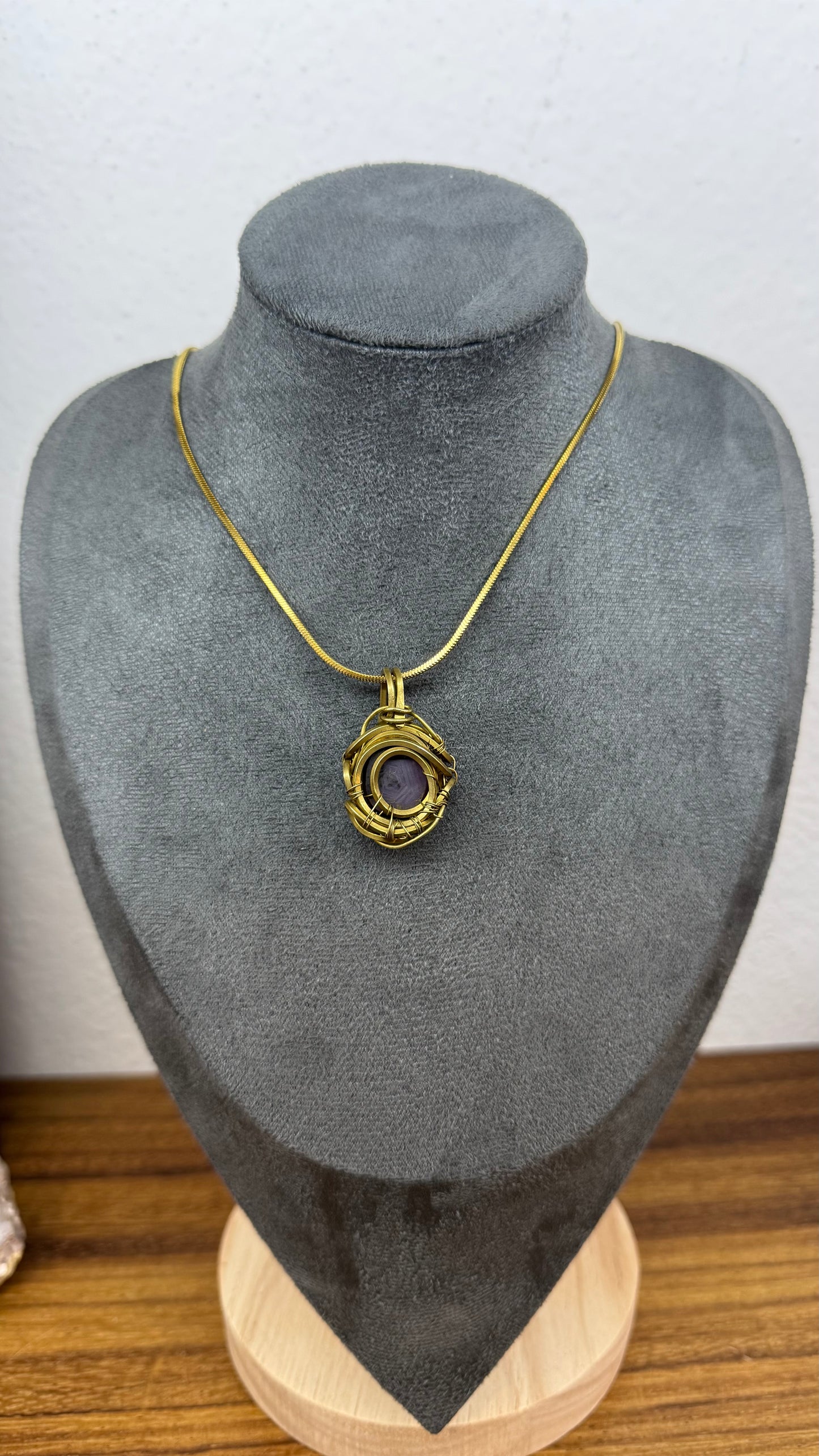 Colgante de Zafiro morado estrella