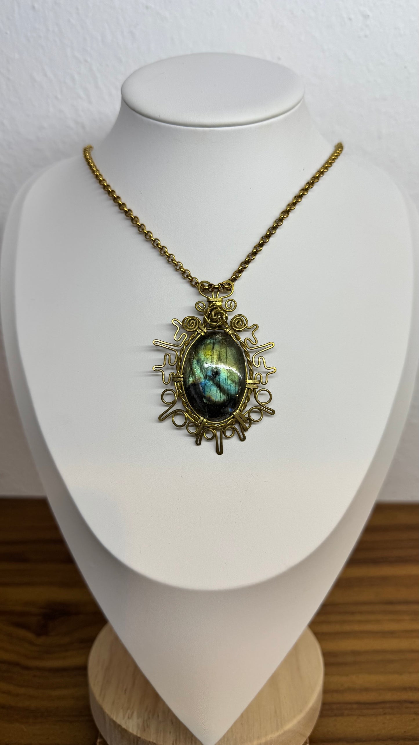 Colgante de Labradorita azul-verde