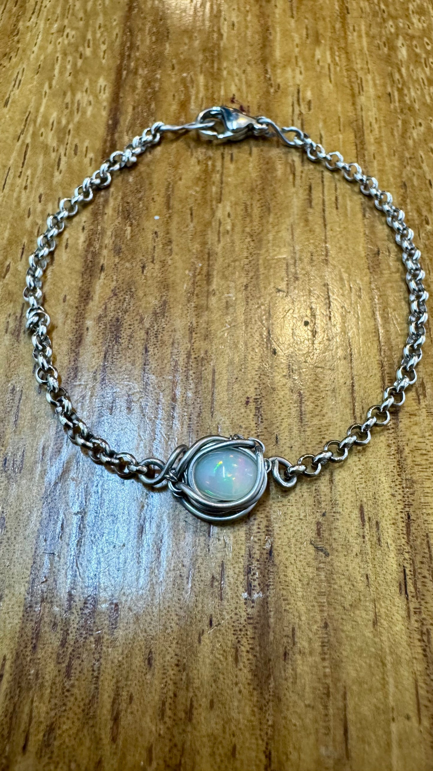 Pulsera de ópalo etíope en acero inoxidable