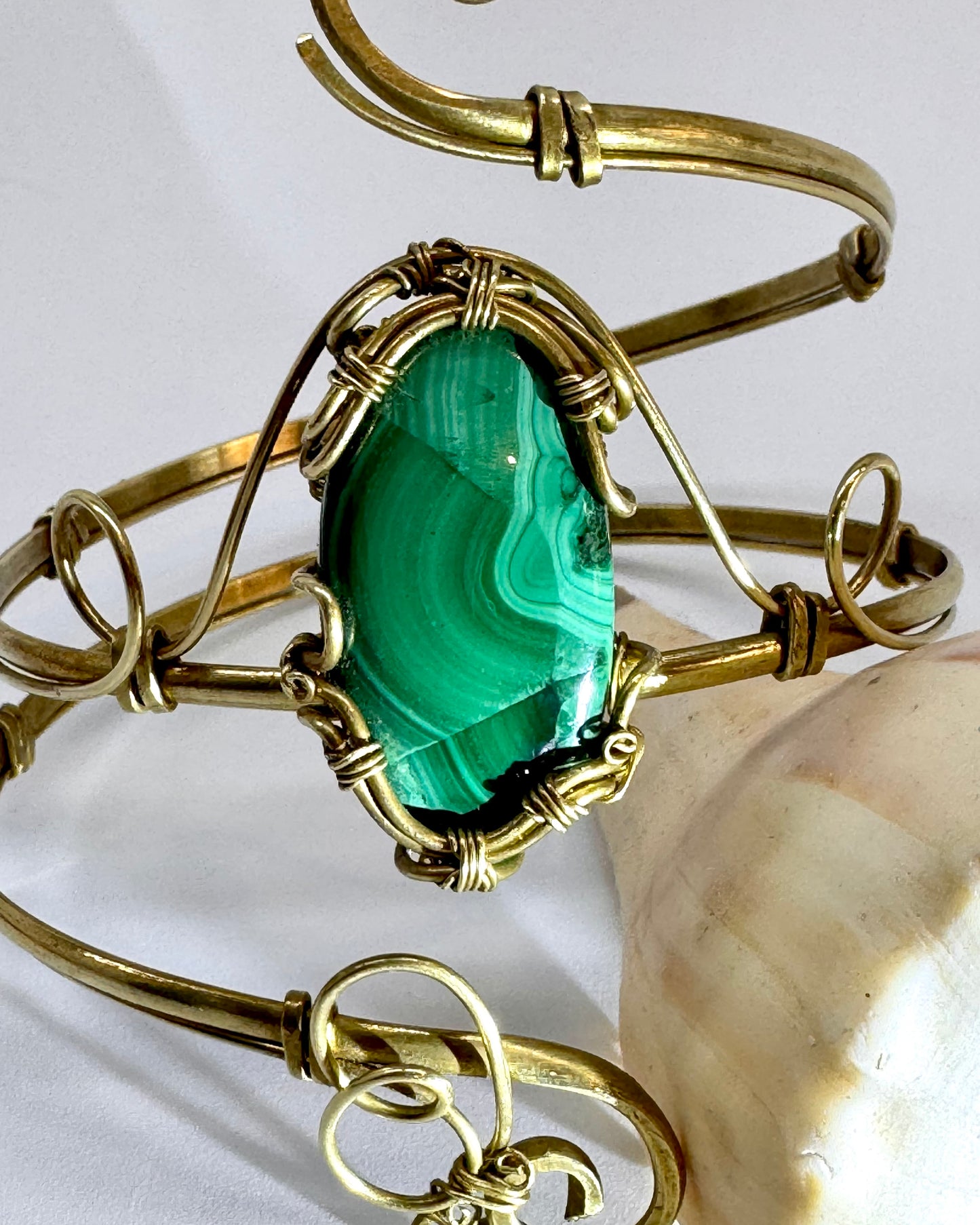 Bracelet de bras en malachite