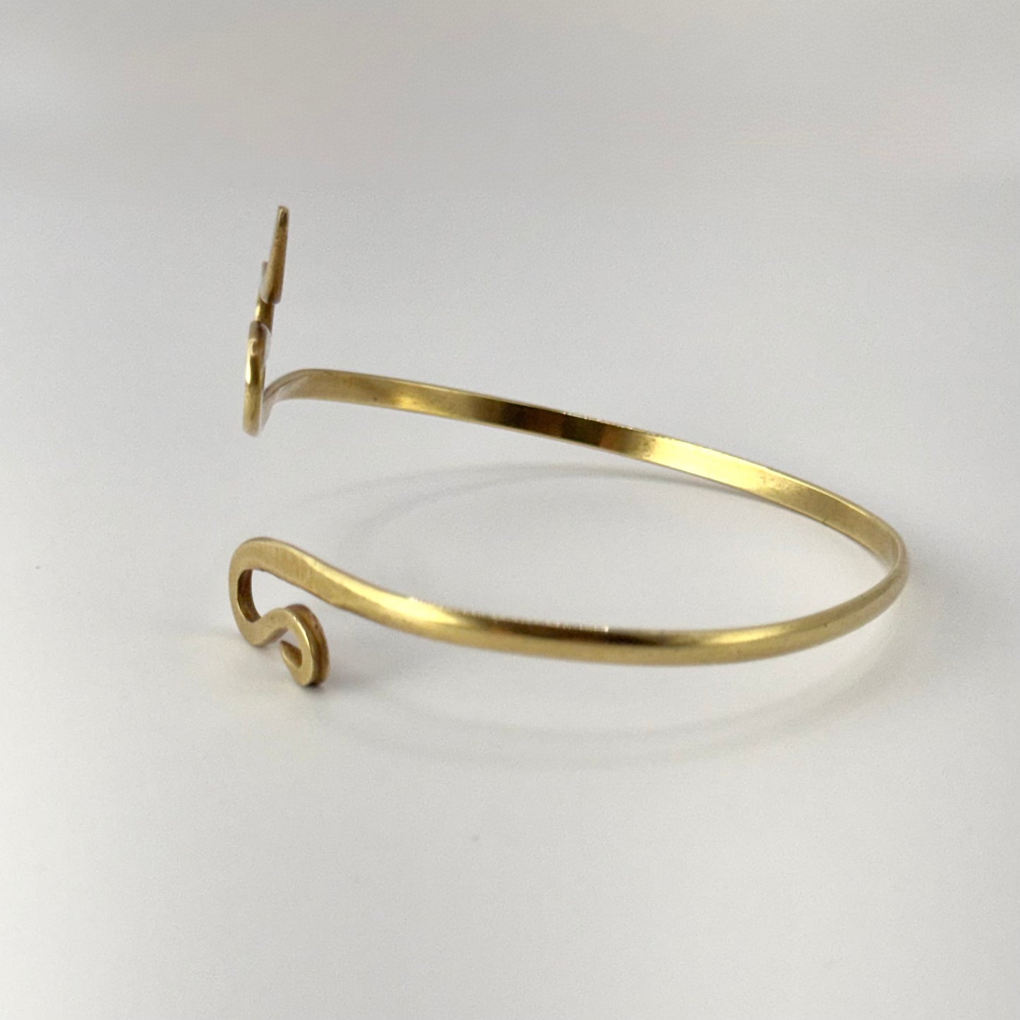 Pulseiras ajustáveis de latão