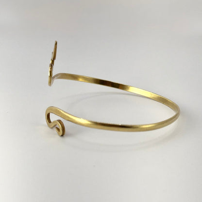Pulseiras ajustáveis de latão