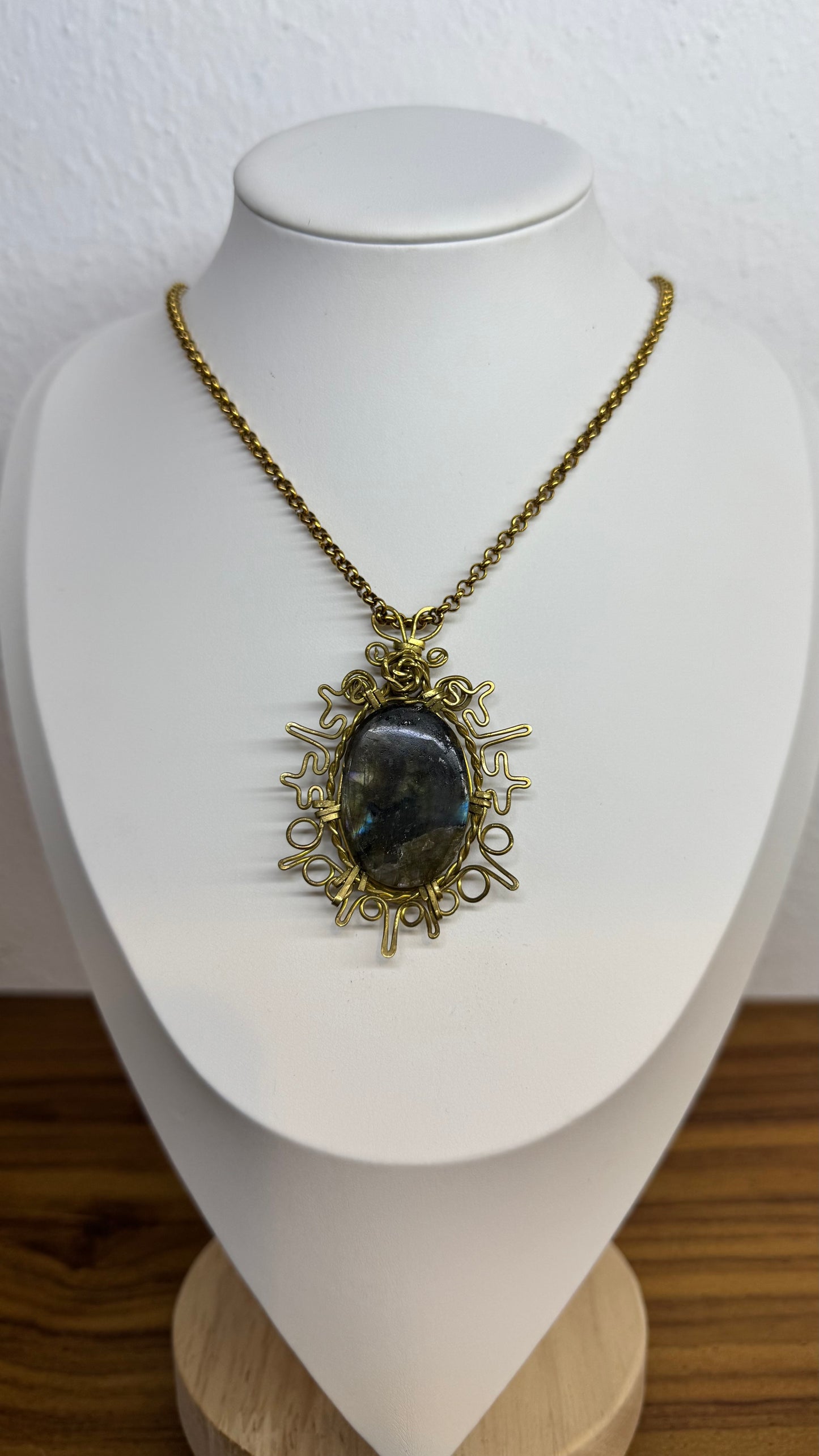 Colgante de Labradorita azul-verde