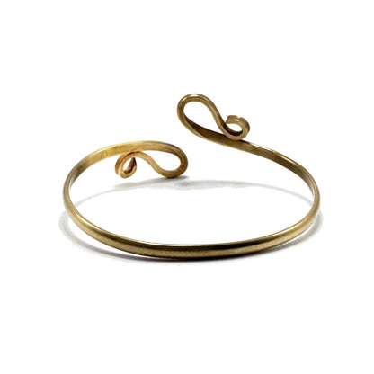 Pulseras de latón ajustables